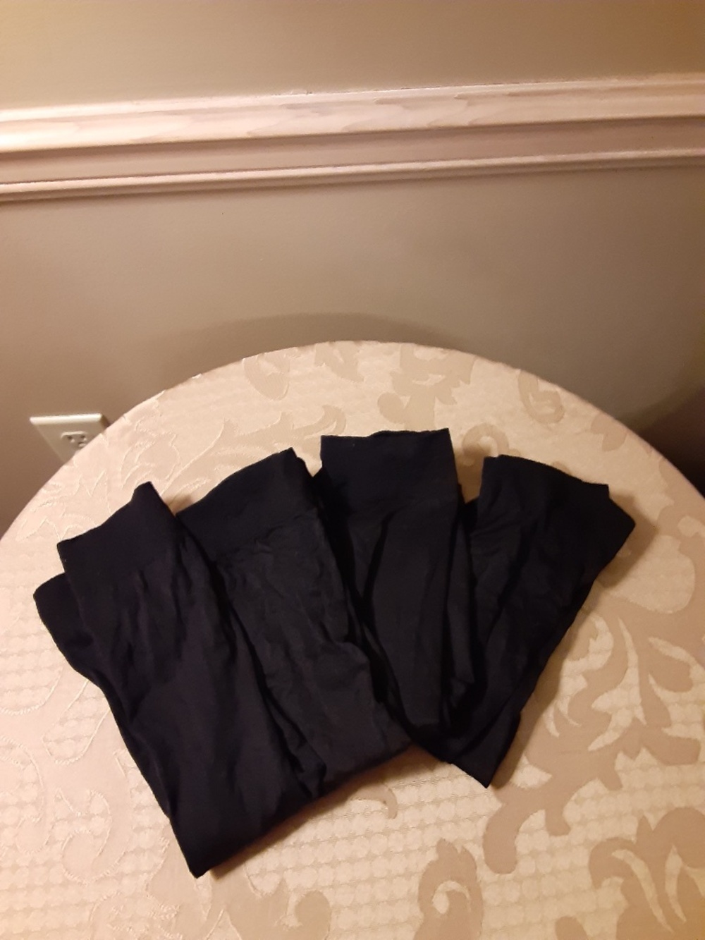 4 Pairs Black Trouser Socks